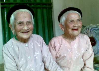 Vietnamese celebration for longevity custom